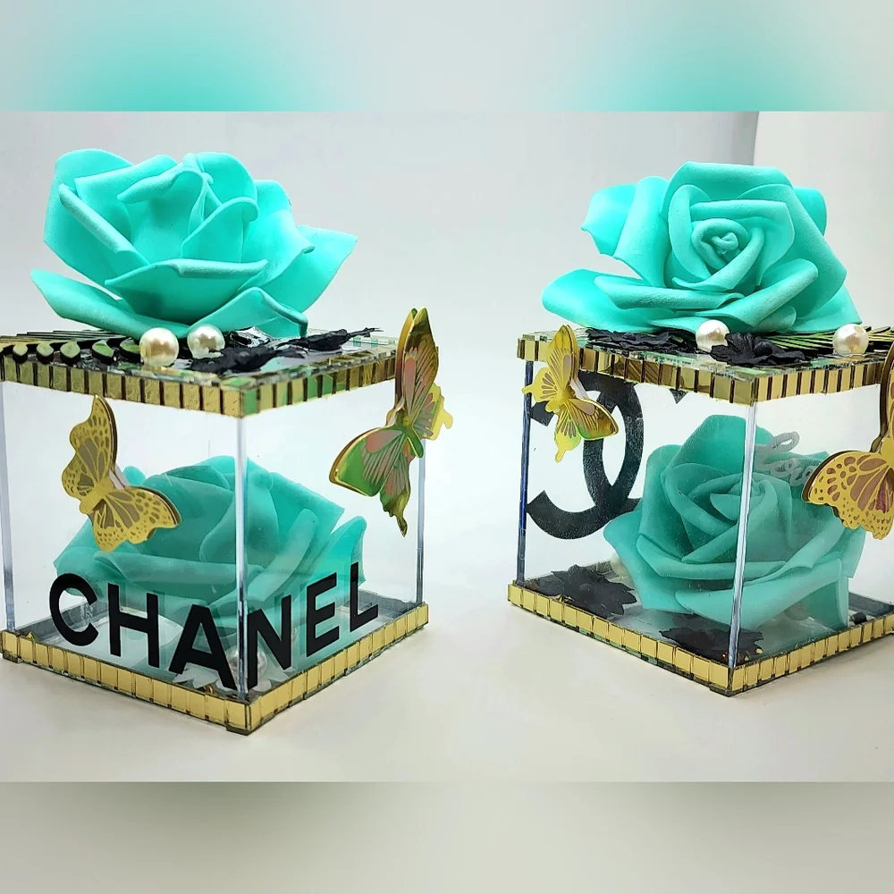 Flower Vase With Matching Decor Three-piece Set
